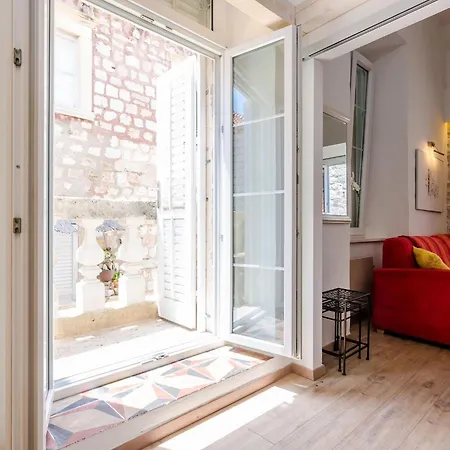 Midtown - One Bedroom With View Appartement