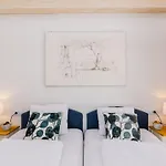 Midtown - One Bedroom With View