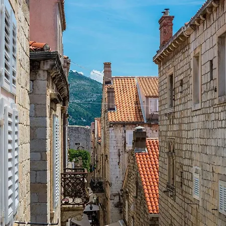 Midtown - One Bedroom With View * Dubrovnik