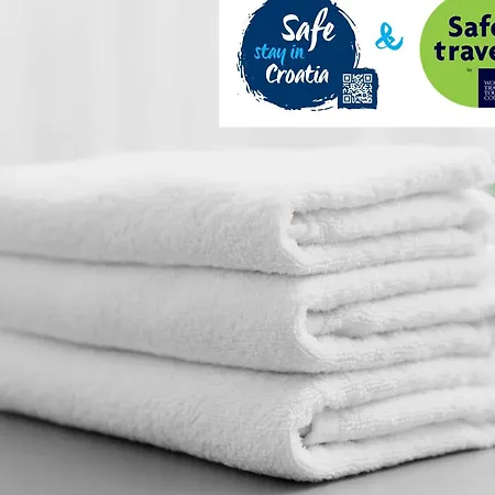 Midtown - One Bedroom With View Дубровник