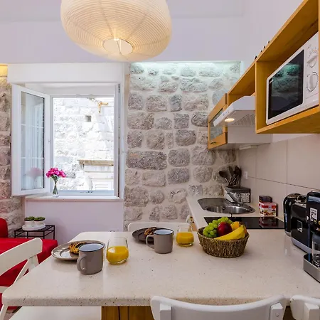 Апартаменты Midtown - One Bedroom With View *