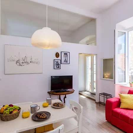 Midtown - One Bedroom With View Appartement *