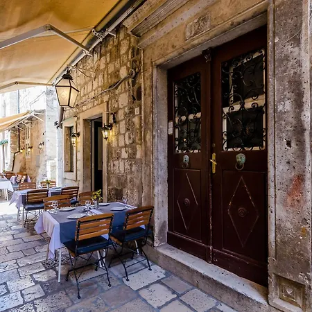 Midtown - One Bedroom With View